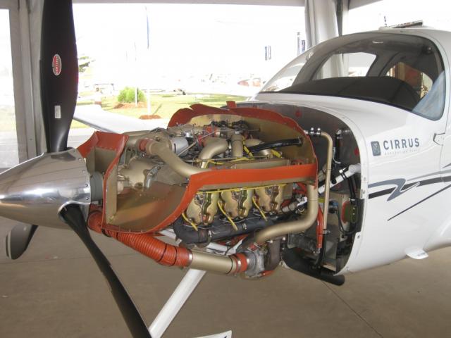 Hoe worden jullie vliegtuigen onderhouden?