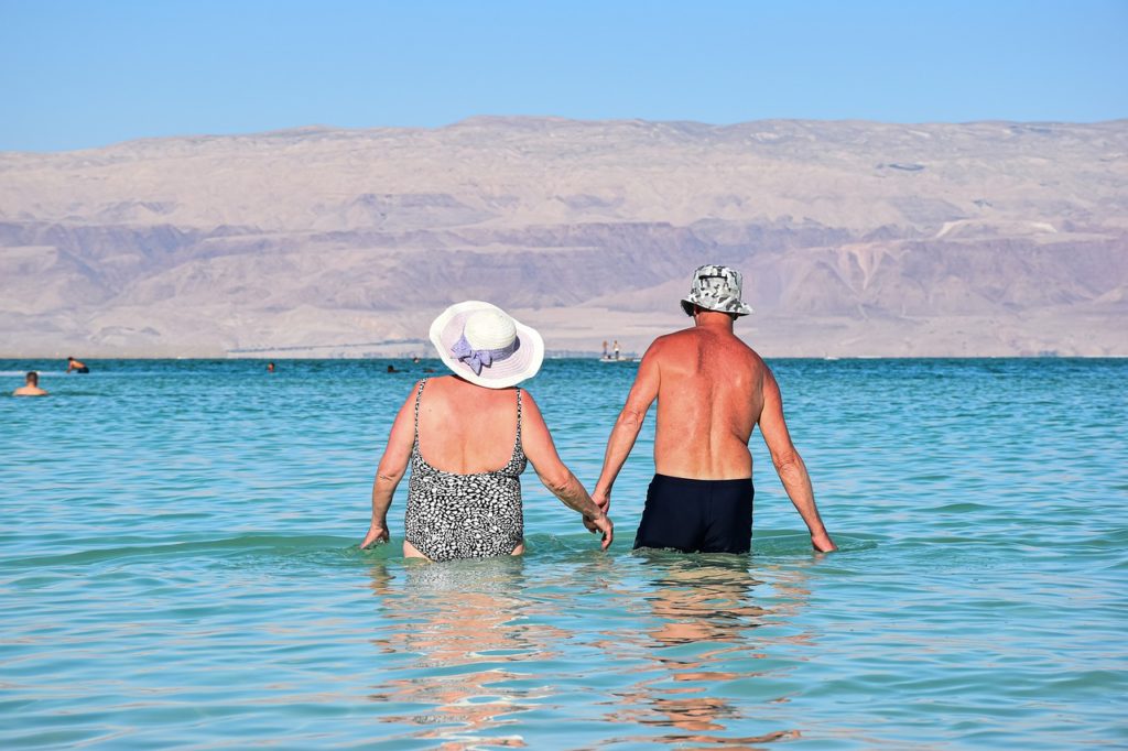 in den Urlaub fliegen mit Oma und Opa