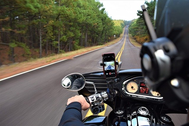 Top 10 des meilleures balades à moto en Europe !