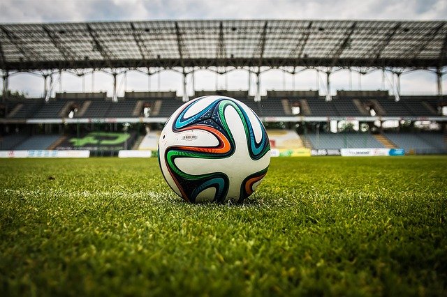 Take an air taxi to the UEFA EURO 2020 Championship!