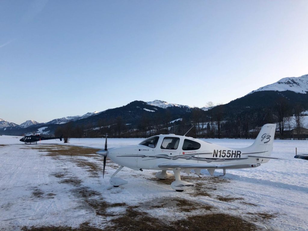 Le jet privé Cirrus SR22 vous emmène au plus proche de votre destination pour vos vacances au ski en Autriche ou en Europe