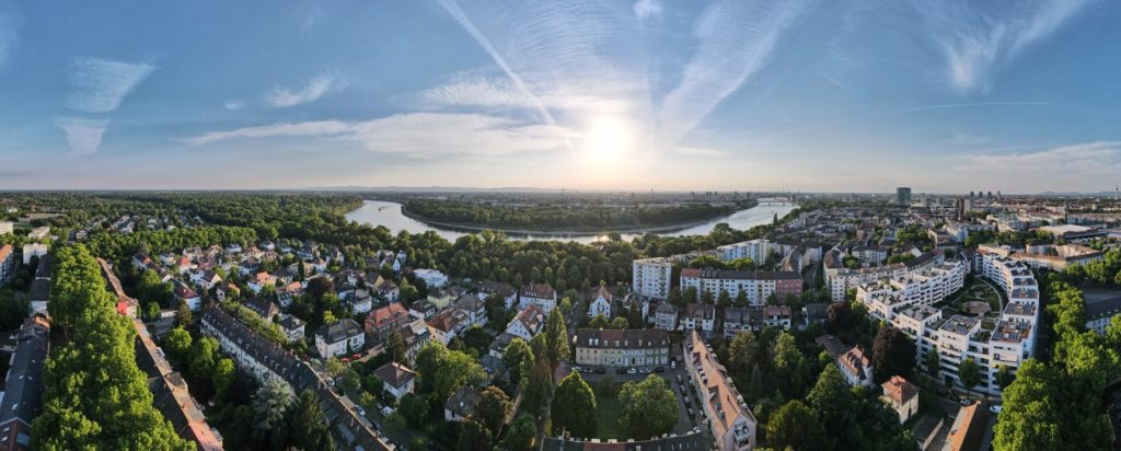 Vol privé vers Mannheim : Découvrez la ville et ses inventions