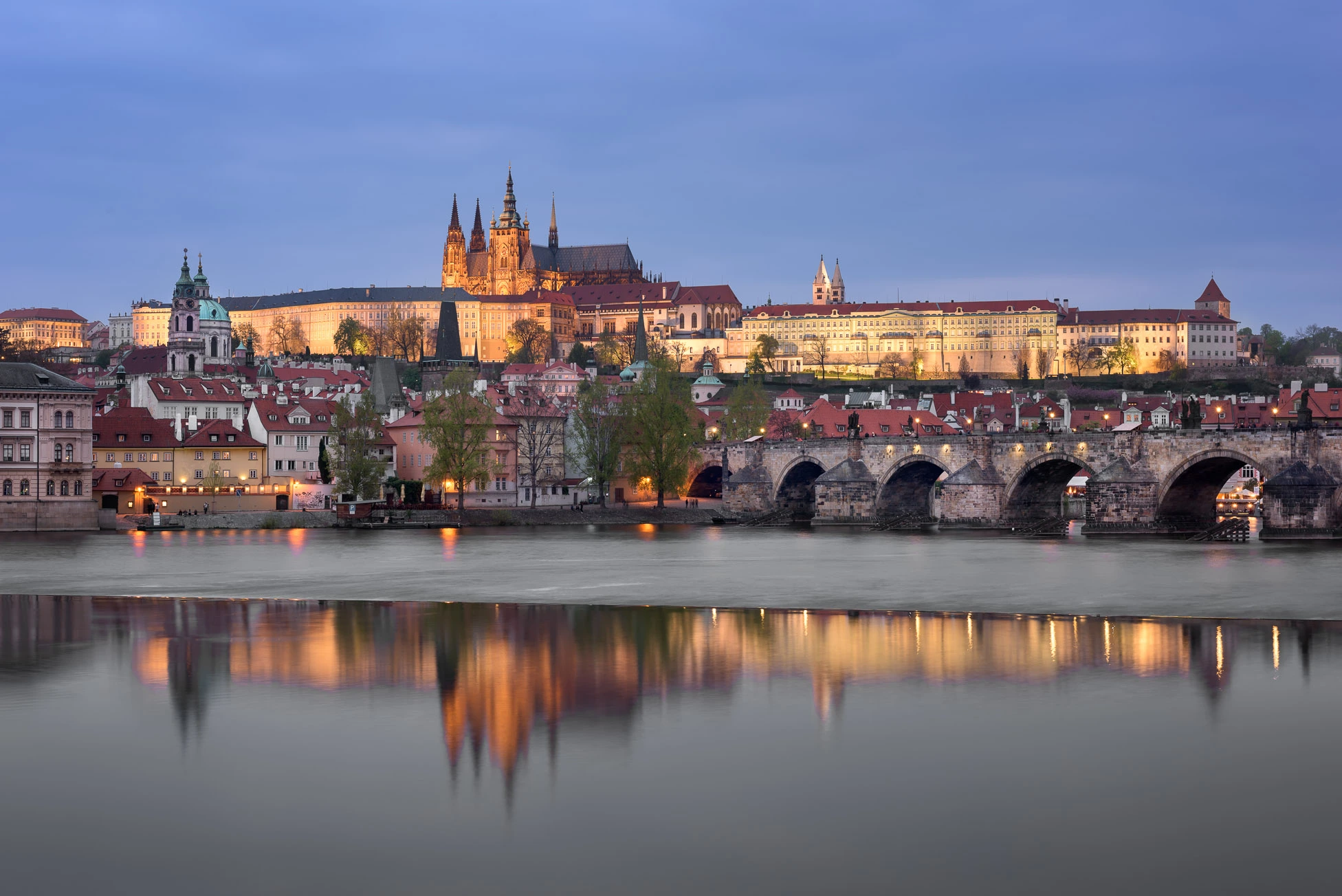 Discover a private flight to the Prague Castle